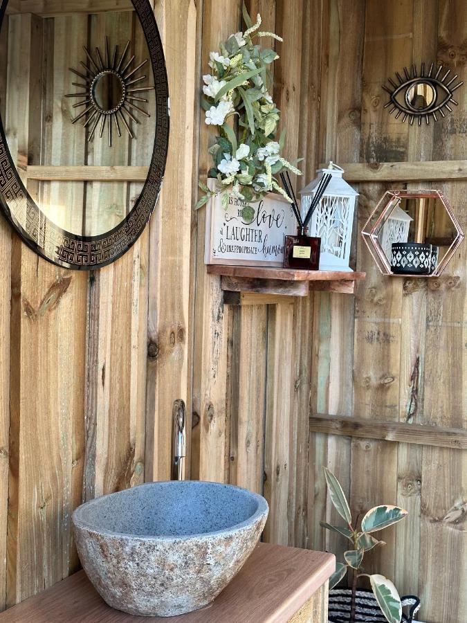 Deerstone Glamping-Pinhaw Beacon Dome Hot Tub Ξενοδοχείο Earby Εξωτερικό φωτογραφία