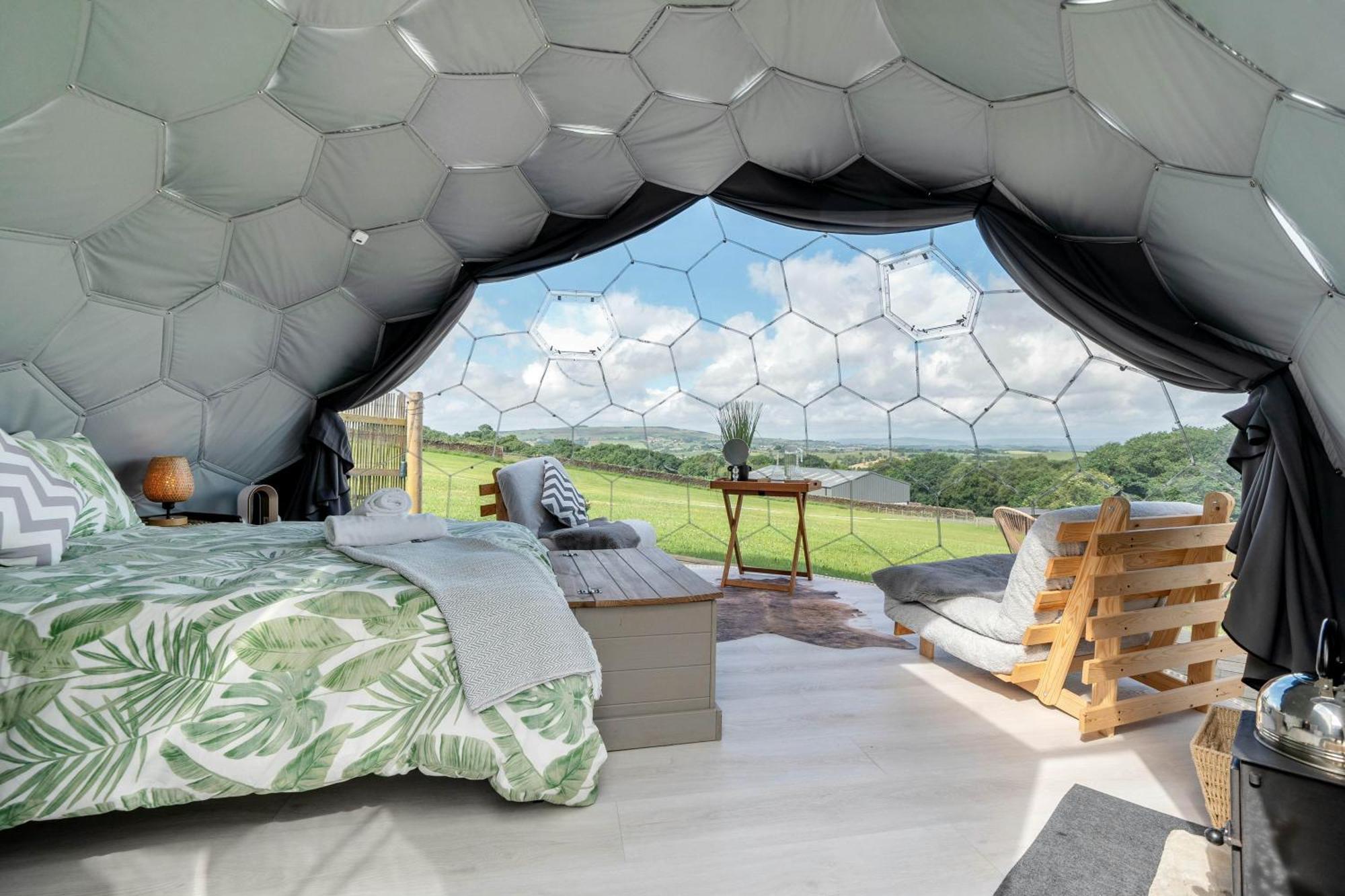 Deerstone Glamping-Pinhaw Beacon Dome Hot Tub Ξενοδοχείο Earby Εξωτερικό φωτογραφία